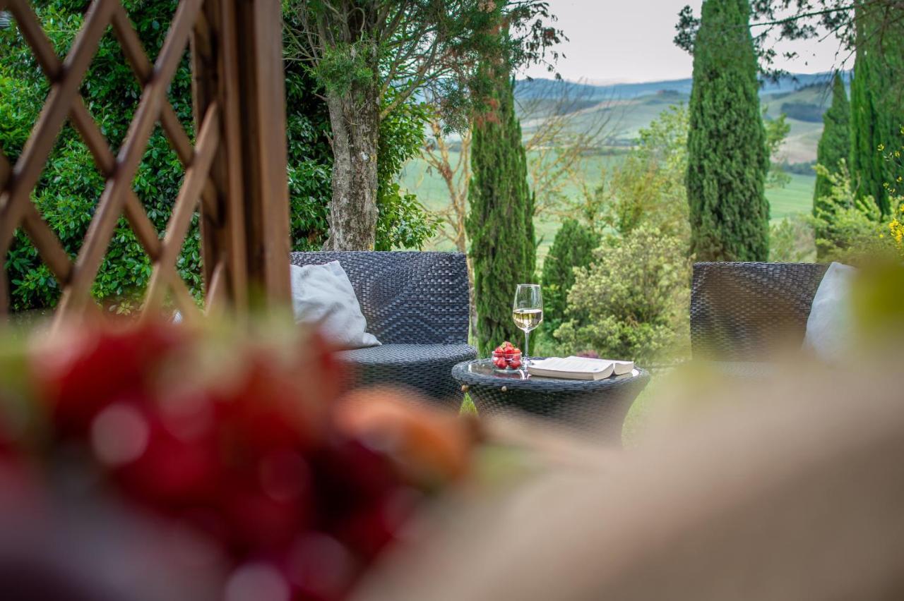 Tuscany Balcony: Crete Senesi Casetta Extérieur photo